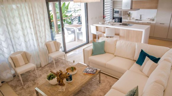 Botanic Los Arqueros new project_Living room open plan kitcehn_Realista Quality Properties Marbella