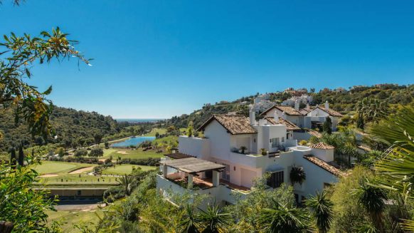 Las Lomas de la Quinta benahavis_3 bedroom duplex penthouse for sale_Realista Quality Properties Marbella