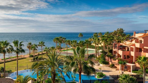Mar Azul Estepona Beach front penthouse_View_Realista Quality Properties Marbella