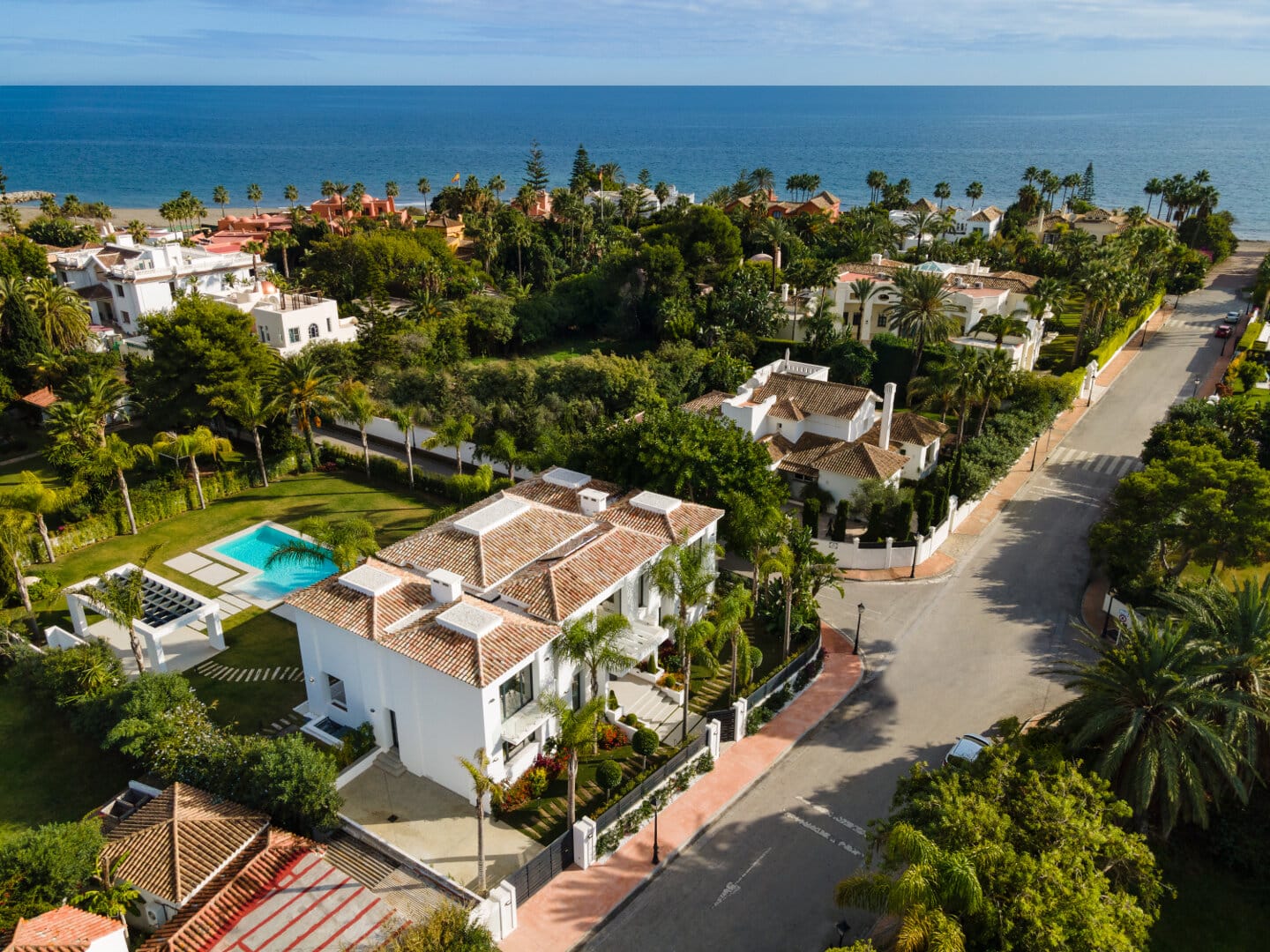 New build Beach villa in Casasola Estepona west of Marbella, at just 100 meters from the Sea