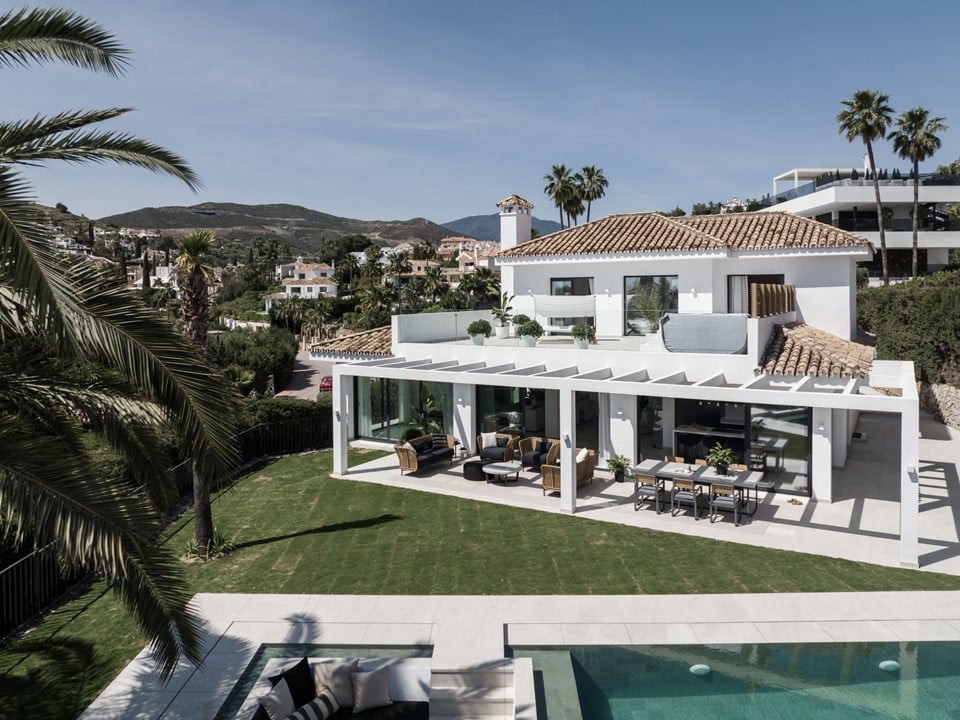 Sophisticated Scandinavian Key Ready Villa in the prime location of Nueva Andalucia, Marbella