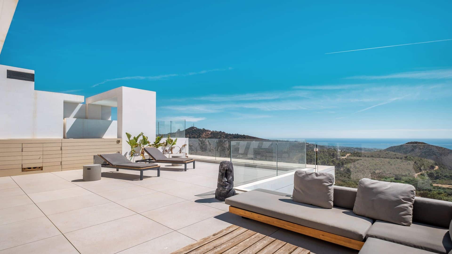 Luxurious Penthouse in the Exclusive Gated Resort-Like Community of Palo Alto, Located in Ojen, Marbella