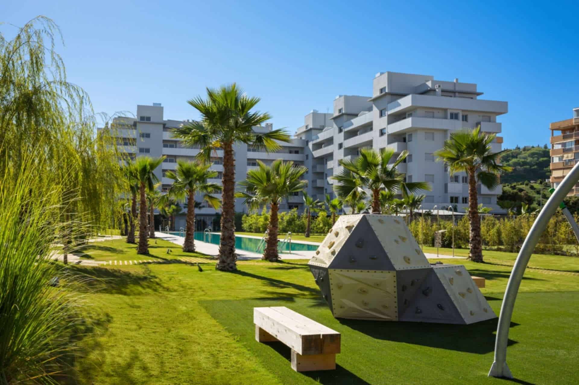 Apartment for sale in Sauce2 Fuengirola close to the best beaches of Marbella