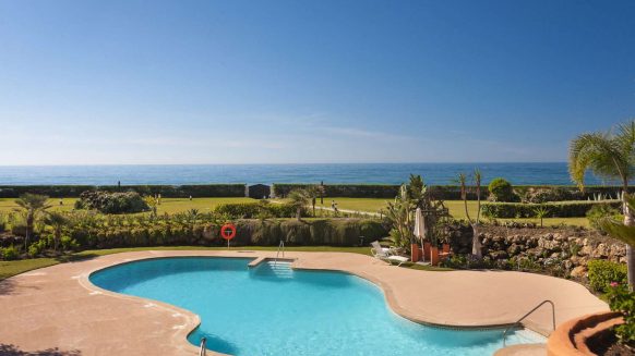 La Morera Los Monteros strand_zwembad_Realista Quality Properties Marbella
