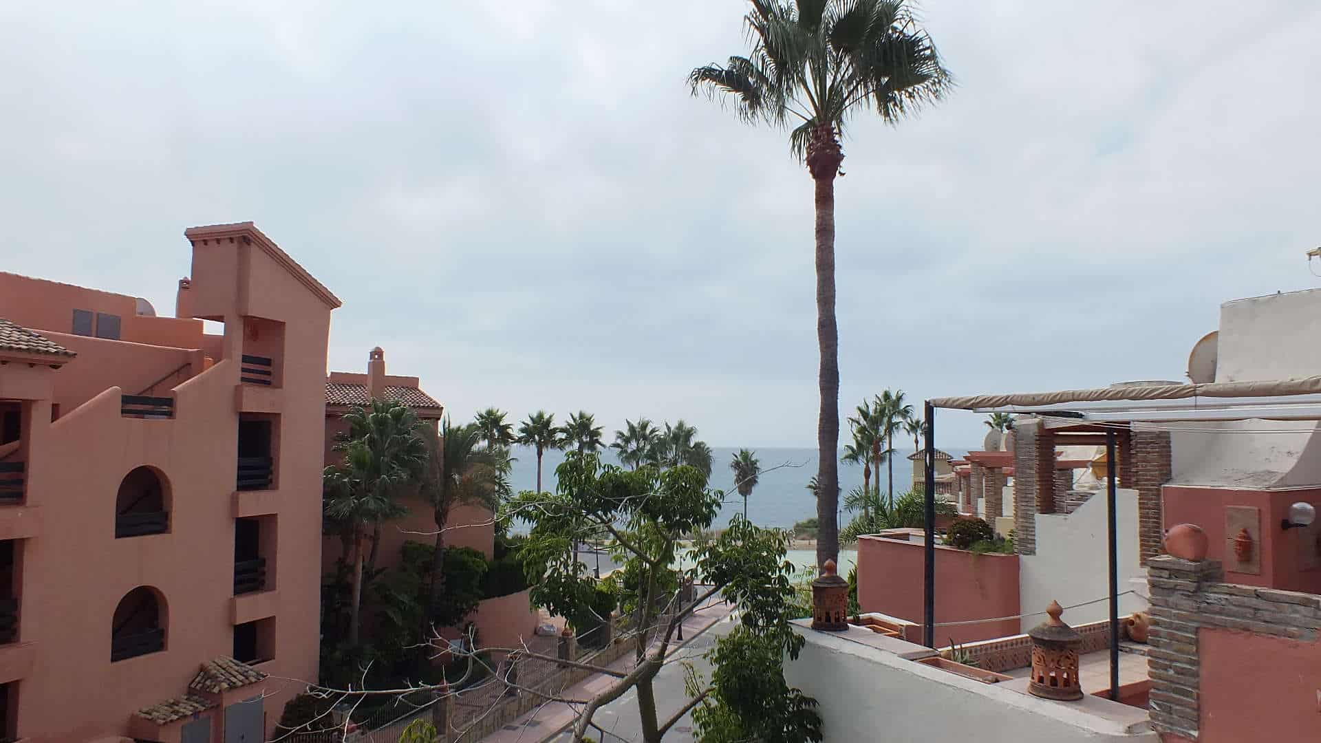 Garden Beach Estepona Strandwoning Te Koop