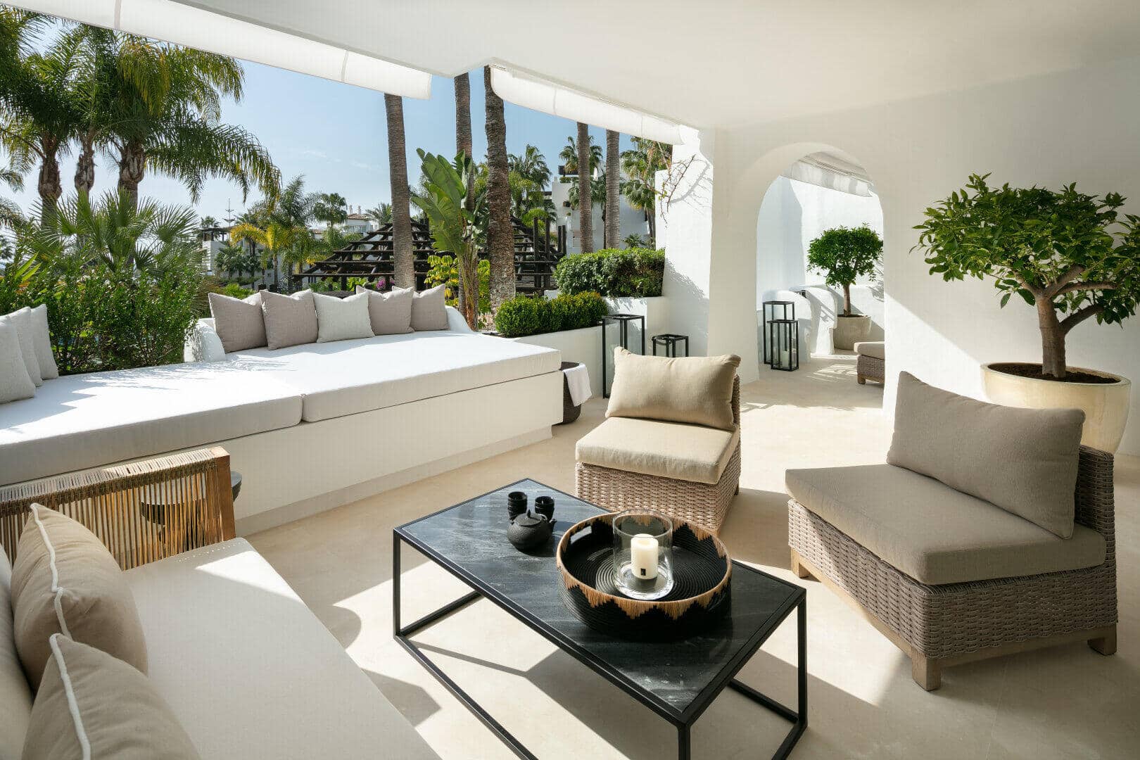 Puente Romano Appartement met fantastisch uitzicht op zee, gerenoveerd tot een zeer hoge standaard