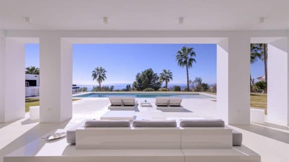 Sierra Blanca Marbella villa modern te koop_immo Realista Quality Real Estate Marbella