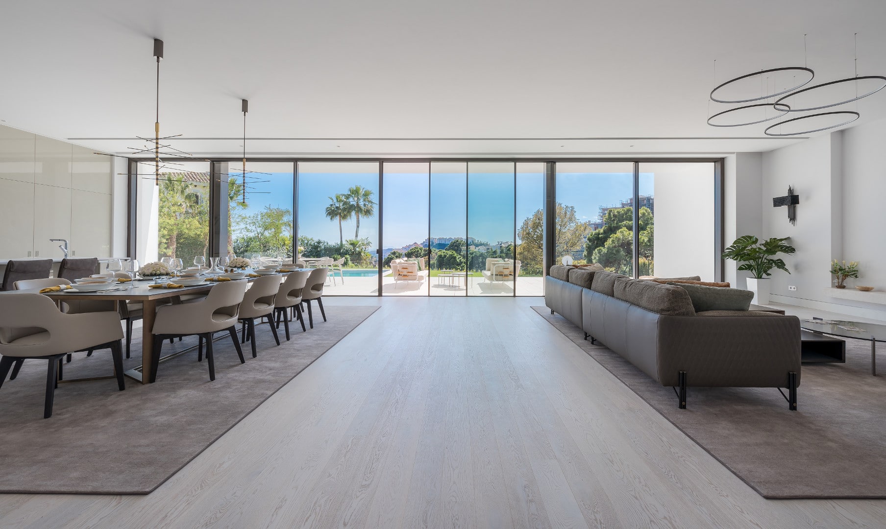 Uitstekende moderne villa El Bosque in La Reserva de Alcuzcuz, Benahavís