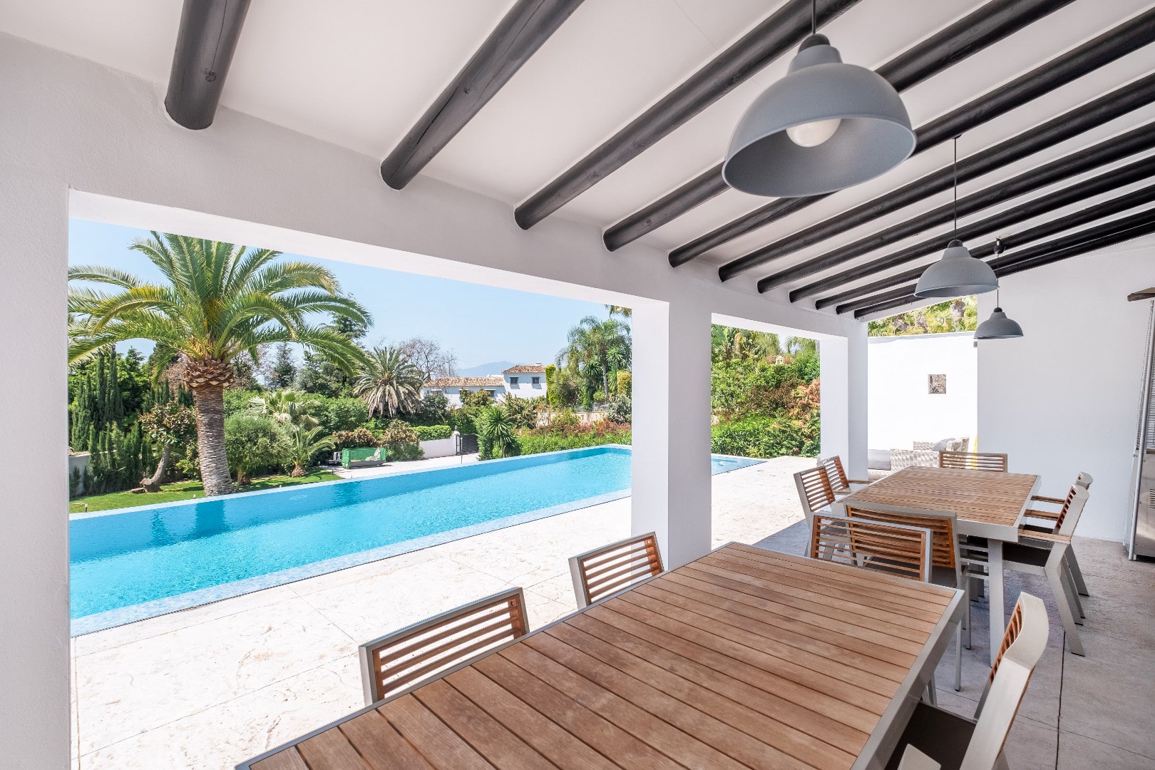 Prachtige pas gerenoveerde villa in Marbella Hill Club, één van de meest exclusieve gebieden in Marbella Golden Mile