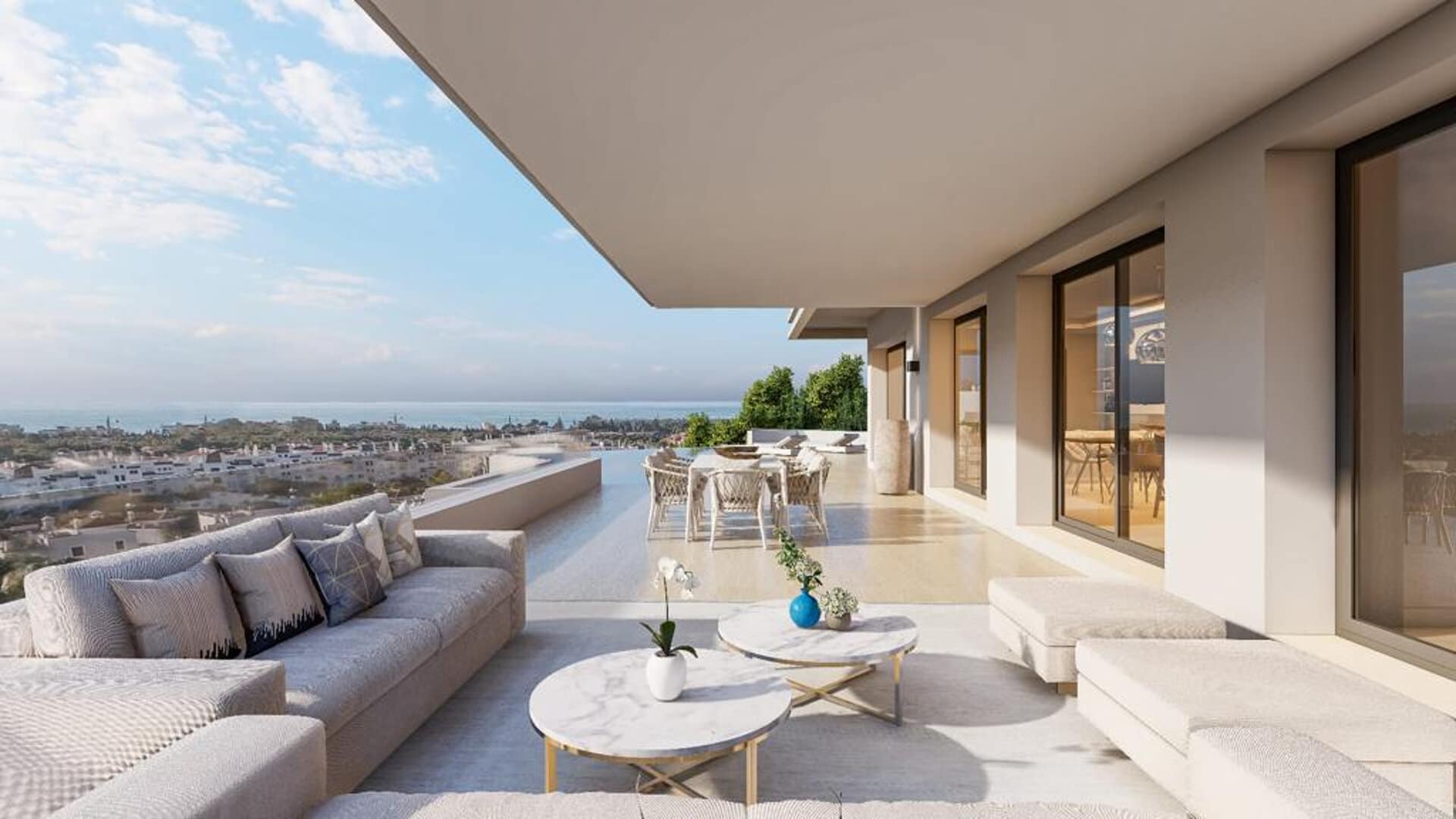 Spectaculaire villa in La Resina Golf, Estepona op een verhoogd perceel met prachtig panoramisch uitzicht op zee en de bergen