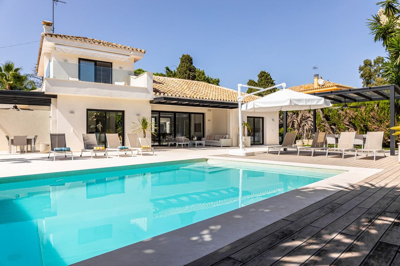 Prachtige instapklare villa in Cortijo Blanco, Puerto Banus