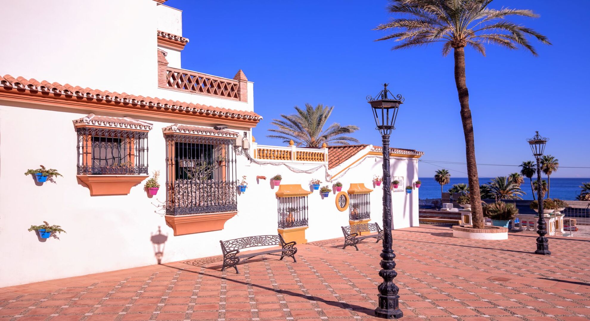 Elegant en luxueus herenhuis in het hart van Estepona