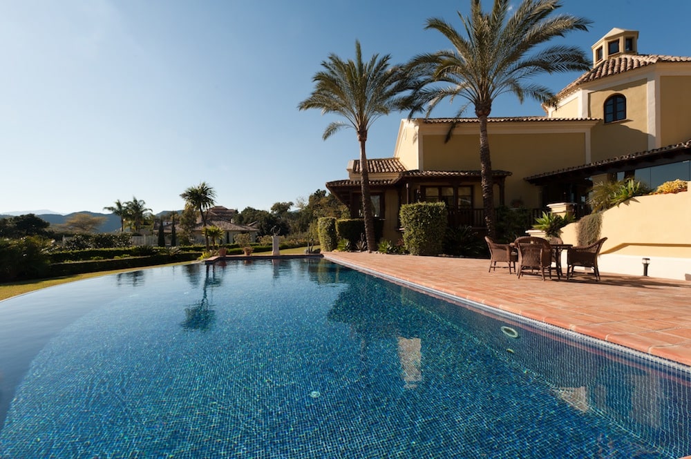 Villa in Benahavis, Pool