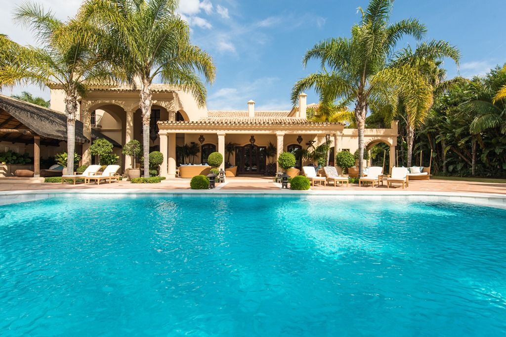 homes for sale with pool - monteros mansion 5