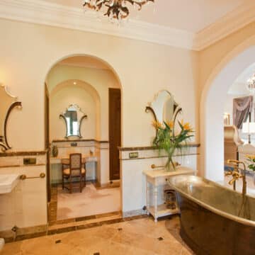 Luxury and private villa with sea views for sale in La Zagaleta Golf & Country Club Picture 19