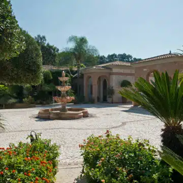 Luxury and private villa with sea views for sale in La Zagaleta Golf & Country Club Picture 13