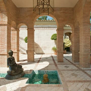 Luxury and private villa with sea views for sale in La Zagaleta Golf & Country Club Picture 7