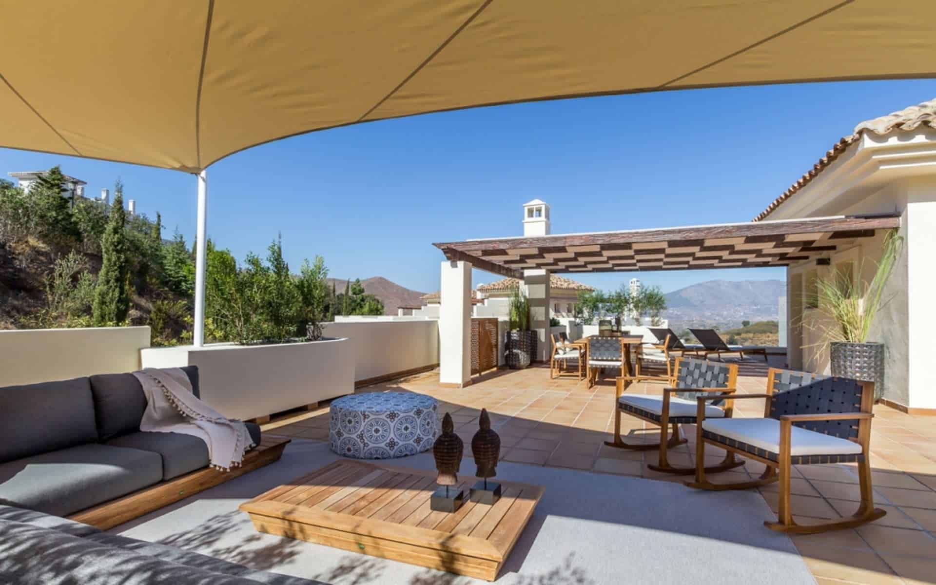Oakhill 2 bedroom apartment in exclusive Spanish Country Estate in Marbella