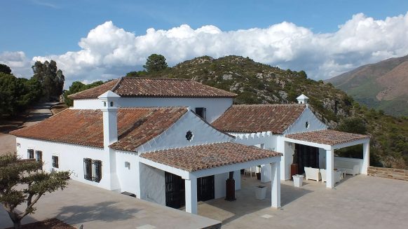 Andalusian Cortijo style villa in country living Casares_I_Realista Quality Properties Marbella