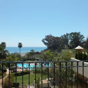 Exclusive 2 bedroom front line beach apartment in Bahia del Velerin Estepona Picture 1