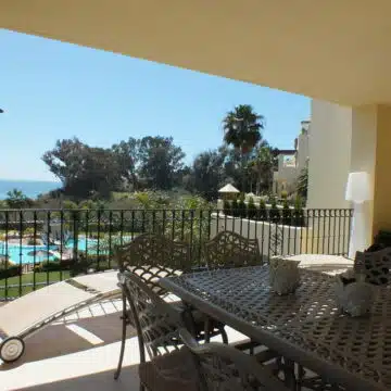 Exclusive 2 bedroom front line beach apartment in Bahia del Velerin Estepona Picture 0