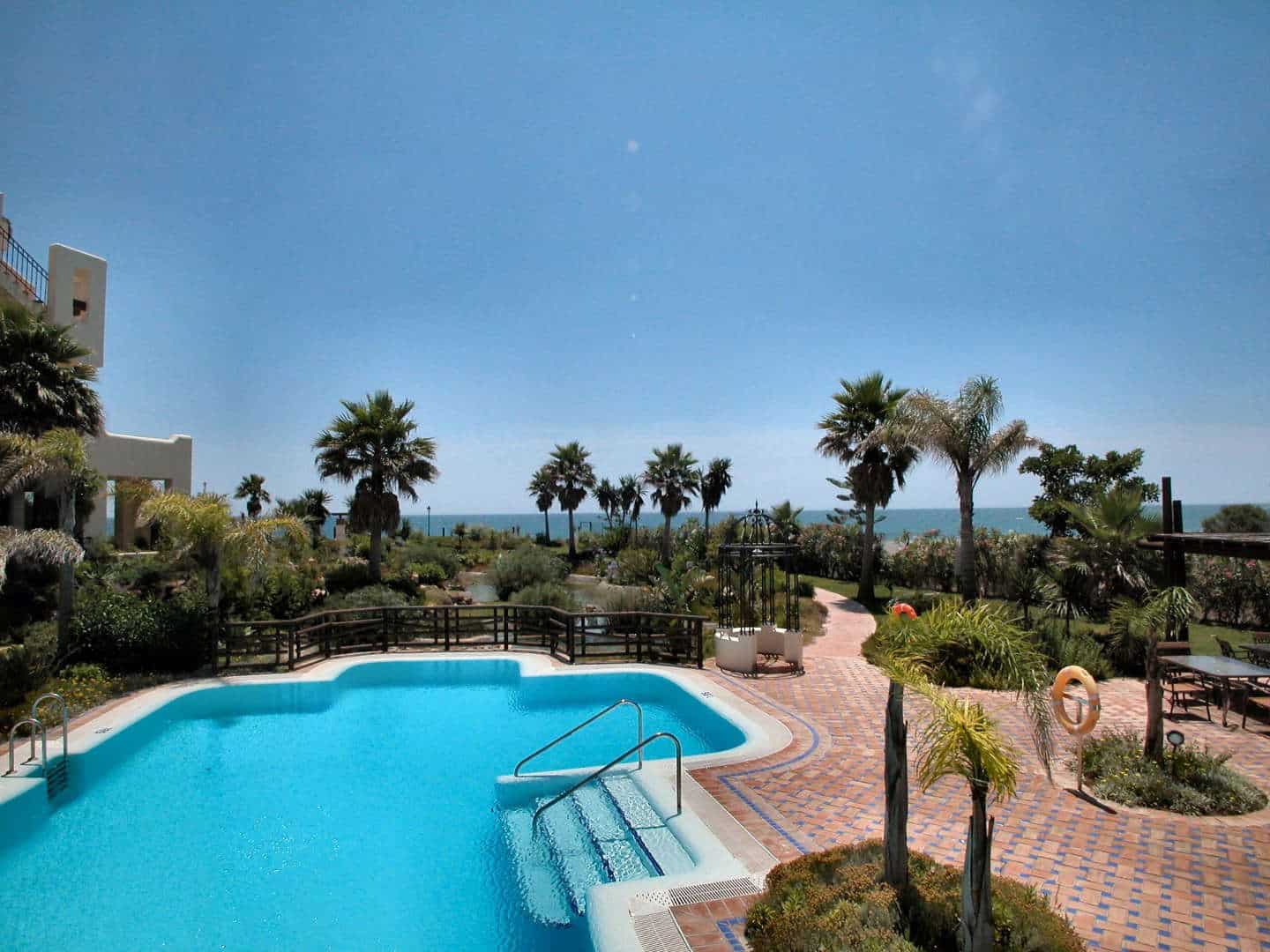 Property For Sale Laguna Beach Estepona Property For Sale Laguna Beach Estepona