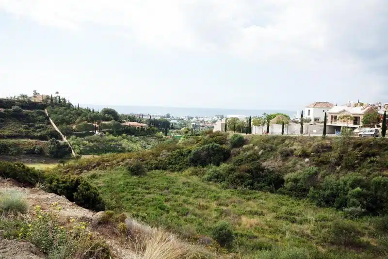 For sale residential plots with sea views within the Los Flamingos Golf Resort.