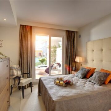 Fully furnished 2 bedroom ground floor apartment in Cortijo del Mar Estepona near Marbella Picture 7