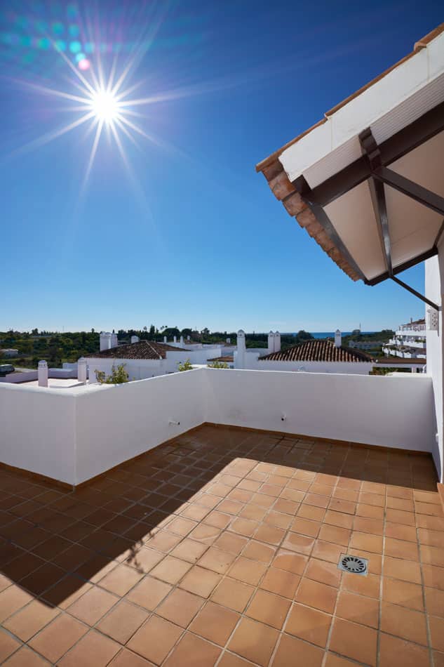 Golf Hills New Development three bedroom apartment in Estepona, New Golden Mile