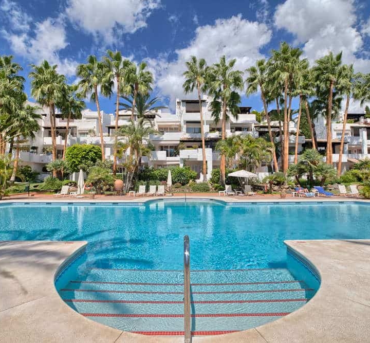 Duplex Penthouse for sale in well-known location Marina Puente Romano on the Golden Mile Marbella Picture