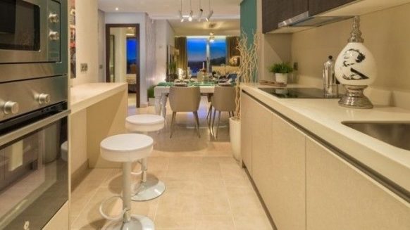 Modern apartment Floresta Sur La Mairena Elviria_Kitchen_Realista Quality Properties Marbella