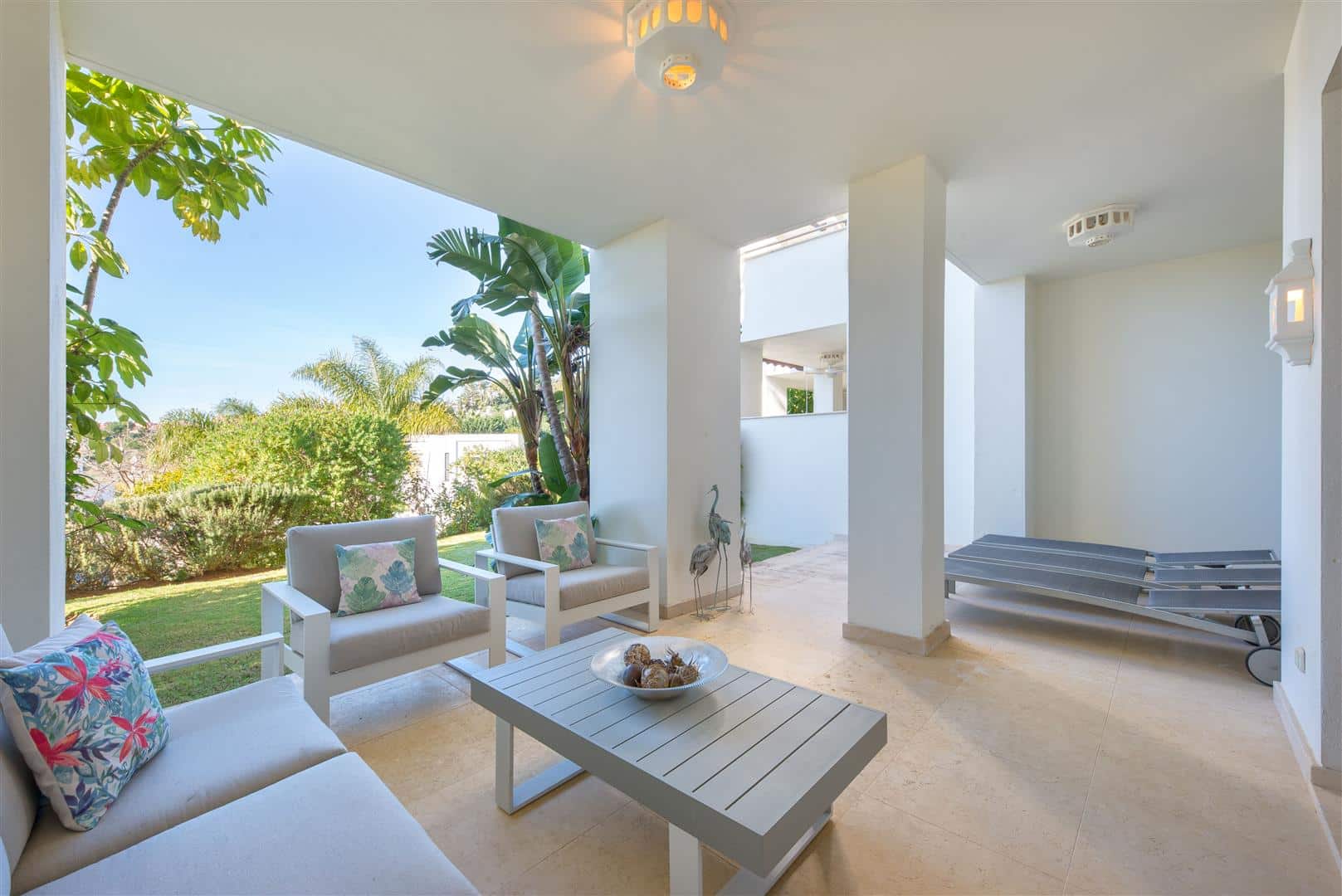 Furnished Ground Floor Apartment With Garden Benahavis