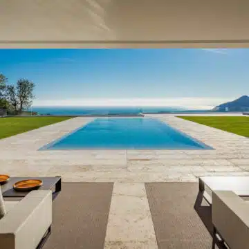 The most exclusive new modern villa for sale with breathtaking views in La Zagaleta, Benahavís Picture 4