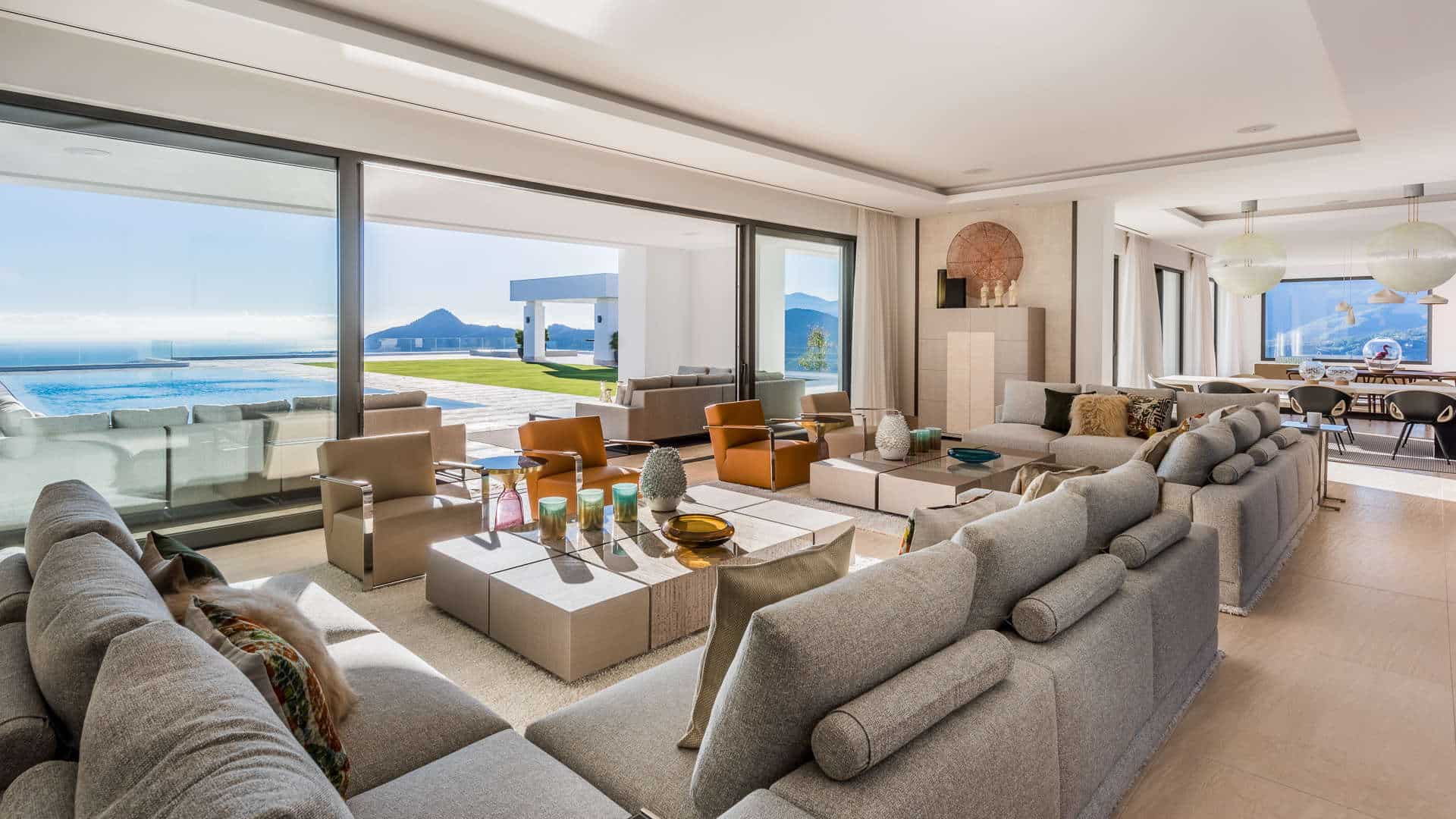 The most exclusive new modern villa for sale with breathtaking views in La Zagaleta, Benahavís