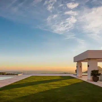 The most exclusive new modern villa for sale with breathtaking views in La Zagaleta, Benahavís Picture 7