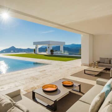 The most exclusive new modern villa for sale with breathtaking views in La Zagaleta, Benahavís Picture 8