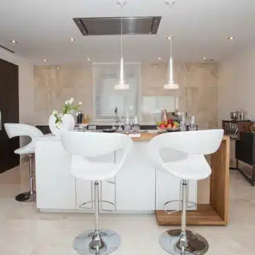 Les Rivages Estepona frontline beach two bedroom corner apartment with panoramic views for sale Picture 12