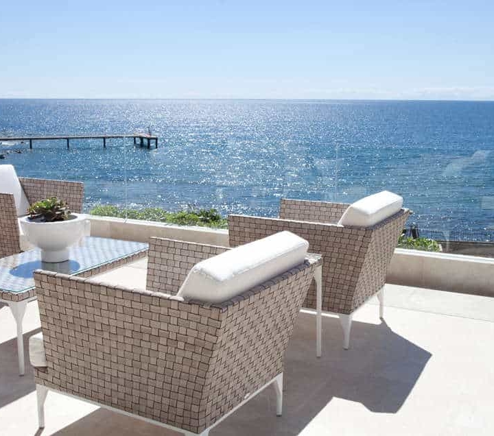 Les Rivages Estepona frontline beach two bedroom corner apartment with panoramic views for sale Picture