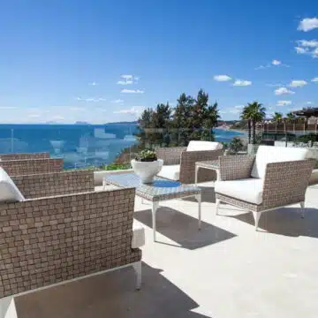 Exclusive frontline beach three bedroom apartment in Les Rivages Estepona town for sale Picture 0