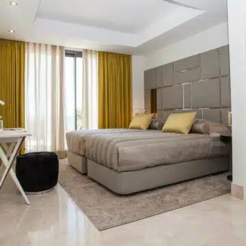 Exclusive frontline beach three bedroom apartment in Les Rivages Estepona town for sale Picture 11