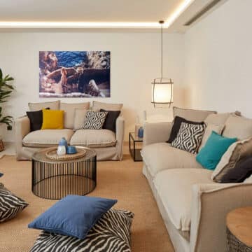 New front line beach semi detached house in The Island Estepona Picture 23