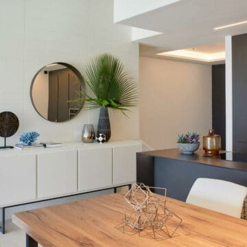 New front line beach semi detached house in The Island Estepona Picture 8