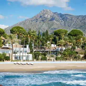 Palo Alto Los Pinsapos Marbella Penthouse, premium 3-bedroom homes with magnificent panoramic views of the Mediterranean Sea Picture 12