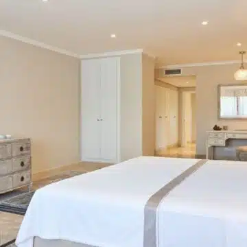 New 4 bedroom Penthouse in Lomas del Rey on the Golden Mile near Puente Romano and Marbella Club hotels Picture 18