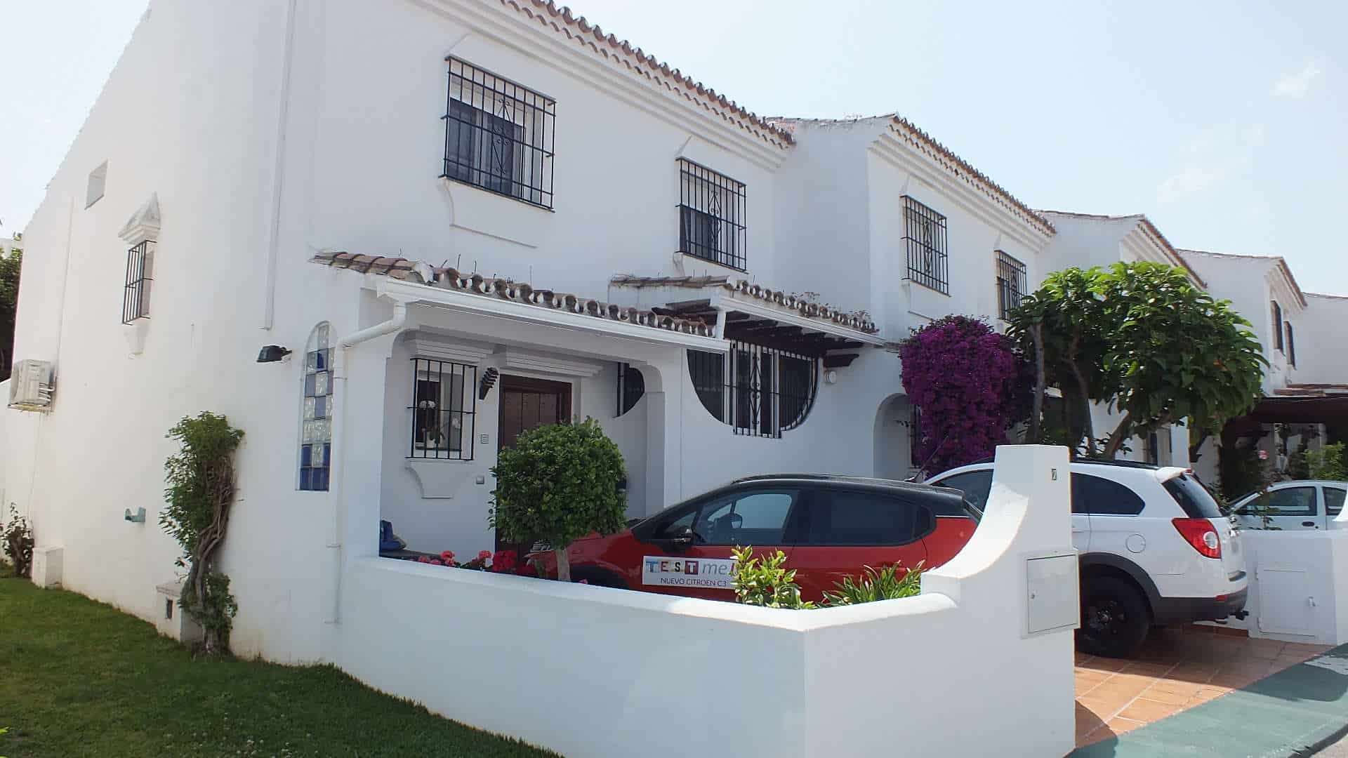 4 bedroom townhouse for sale in Las Petunias prime location San Pedro de Alcantara Marbella