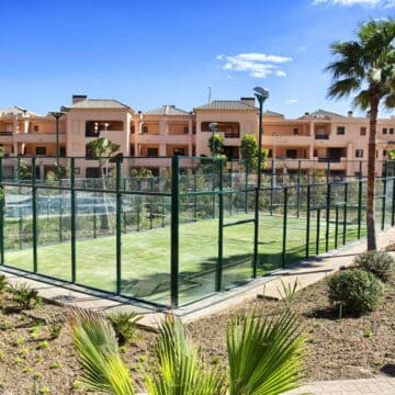 Beachside ground floor apartment in Casares Beach with large private garden! Picture 10