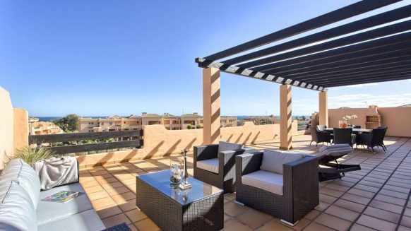 Casares Beach apartments penthouses beach side for sale_Realista Quality Properties Marbella 22