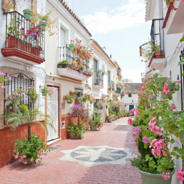 Beachside townhouse for sale Garden Beach Estepona walking distance to Estepona old town Picture 38