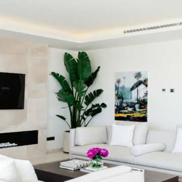 Fully furnished modern villa in Los Olivos Nueva Andalucia residential area in Marbella Picture 7