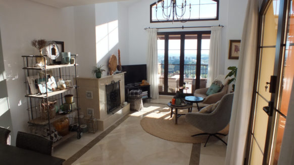 Penthouse for sale Los Arqueros_3 bedroom_corner unit_ sea views golf views_ Realista Quality Properties Marbella